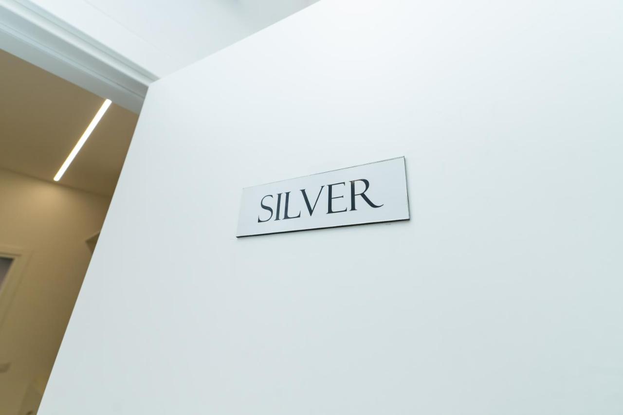 Double Room,1466968829:JPEG